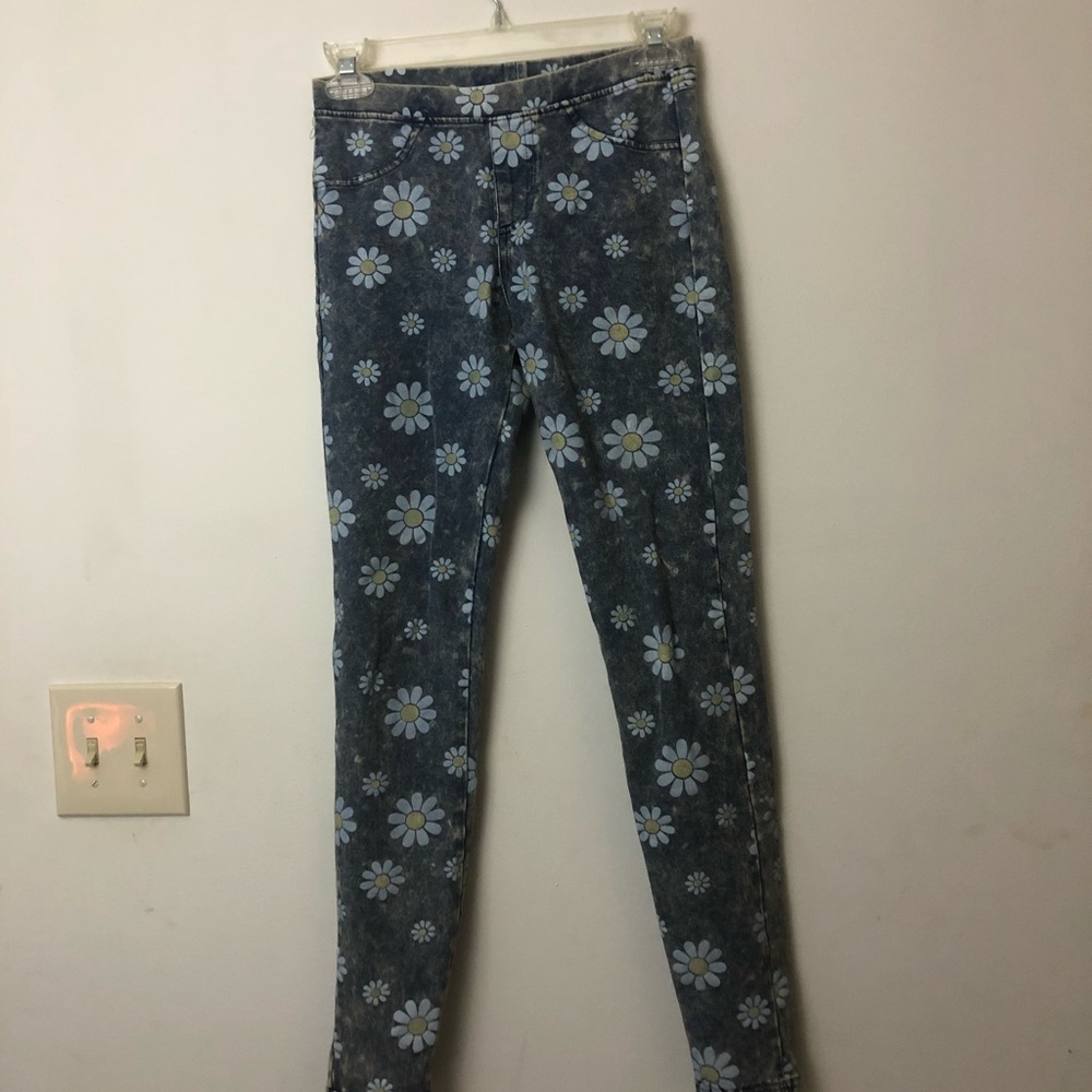 Cute Trippy Acid Wash Daisy Jeggings